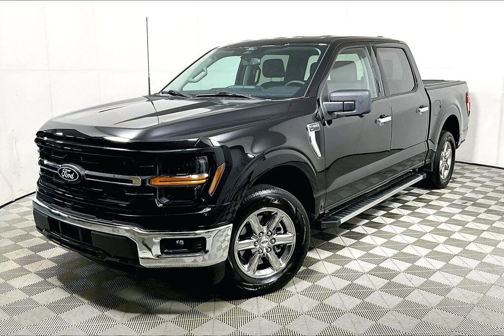 Used 2024 Ford F-150 XLT Truck SuperCrew Cab