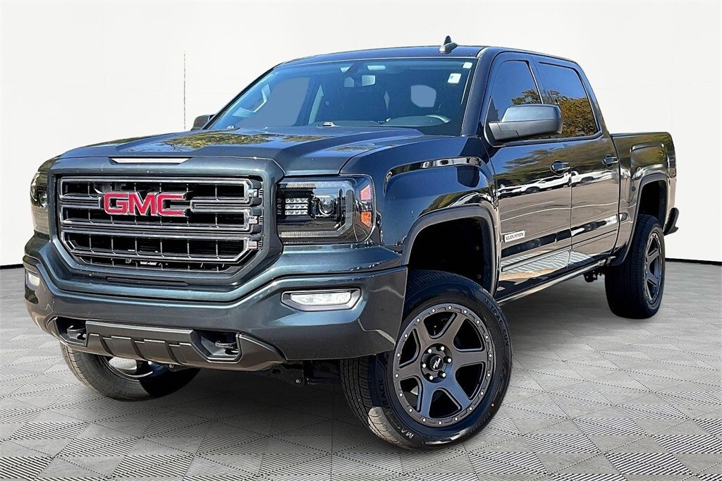 Used 2017 GMC Sierra 1500 SLE Truck Crew Cab
