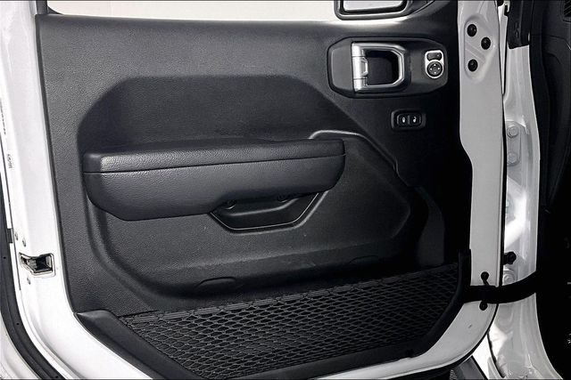 2025 Jeep Wrangler 4-Door Rubicon - Photo 22