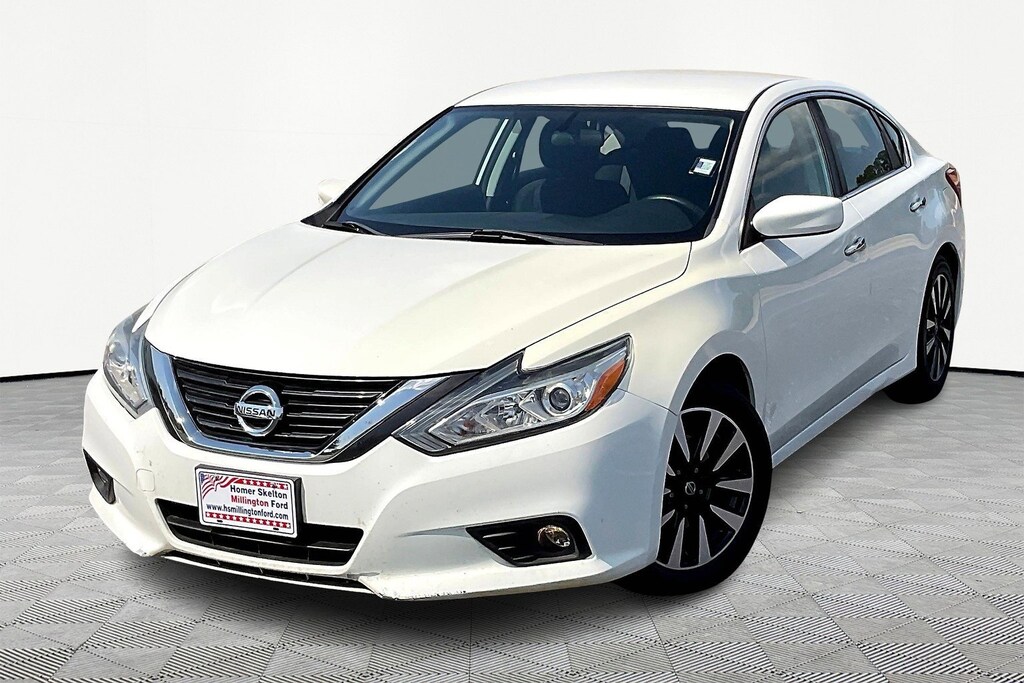 Used 2018 Nissan Altima 2.5 SV Sedan