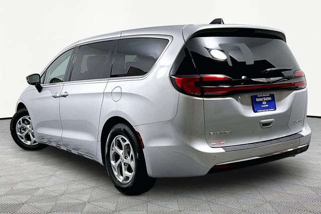 2024 Chrysler Pacifica Limited - Photo 11