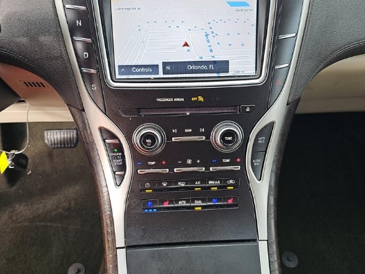 2019 Lincoln Nautilus Reserve's photo