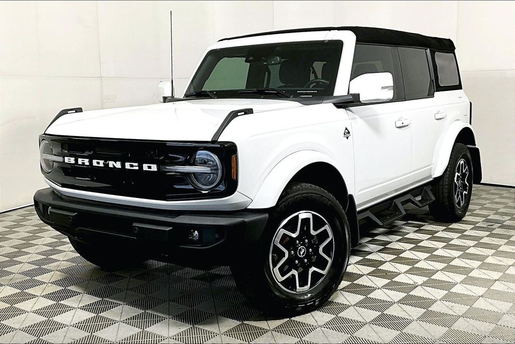Used 2024 Ford Bronco Outer Banks SUV