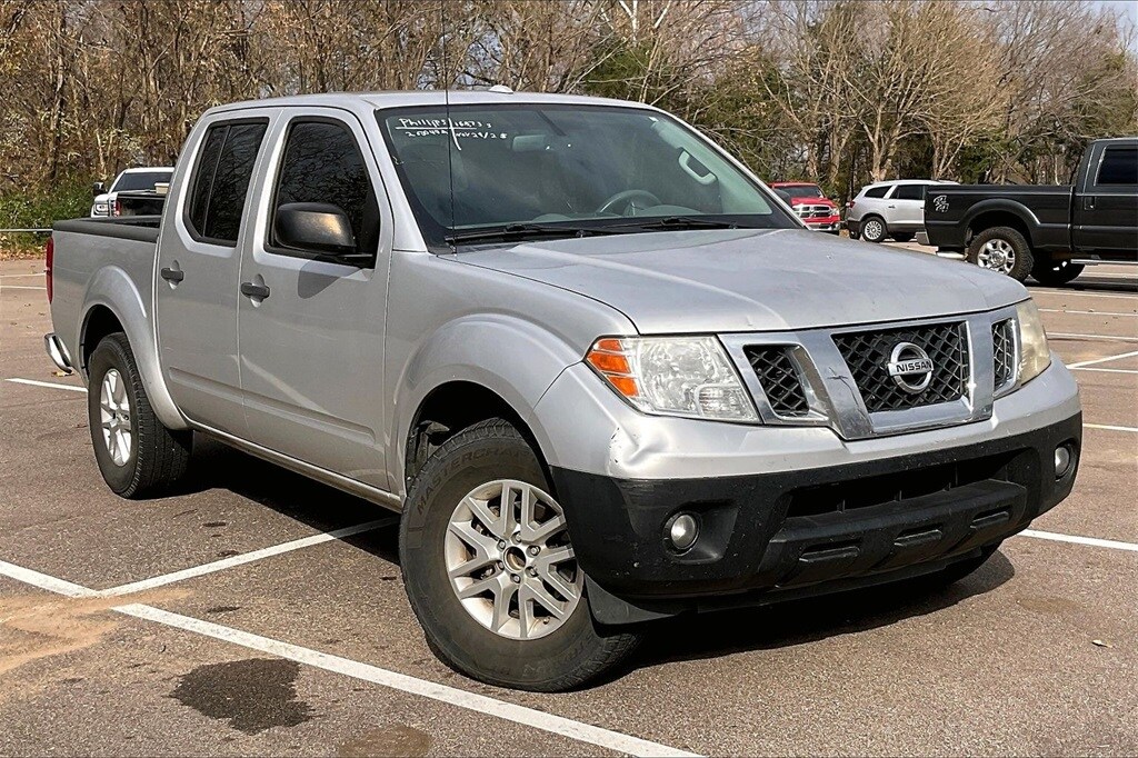 Used 2016 Nissan Frontier SV Truck Crew Cab