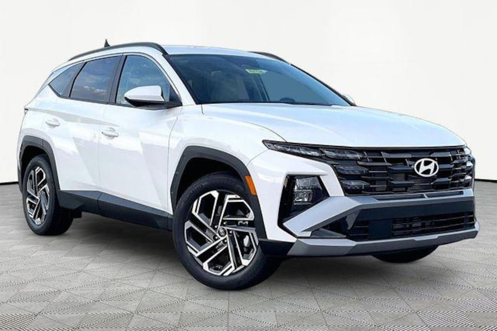 New 2026 Hyundai Tucson SEL Plus FWD SUV