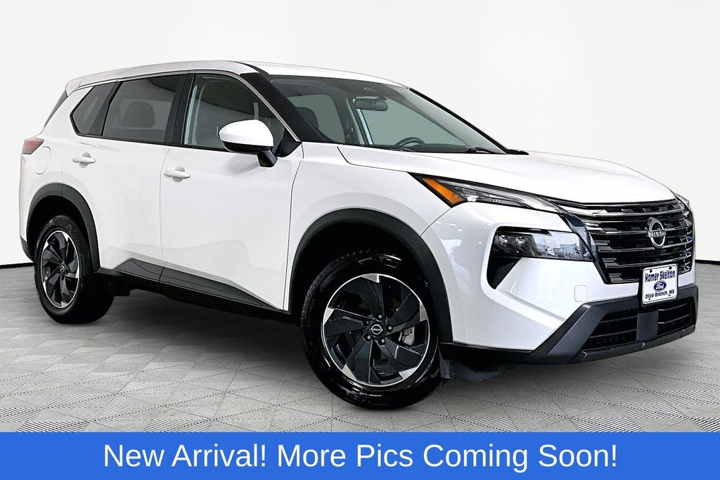 Used 2024 Nissan Rogue SV SUV