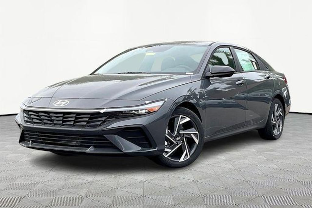 New 2025 Hyundai Elantra SEL Sport Sedan