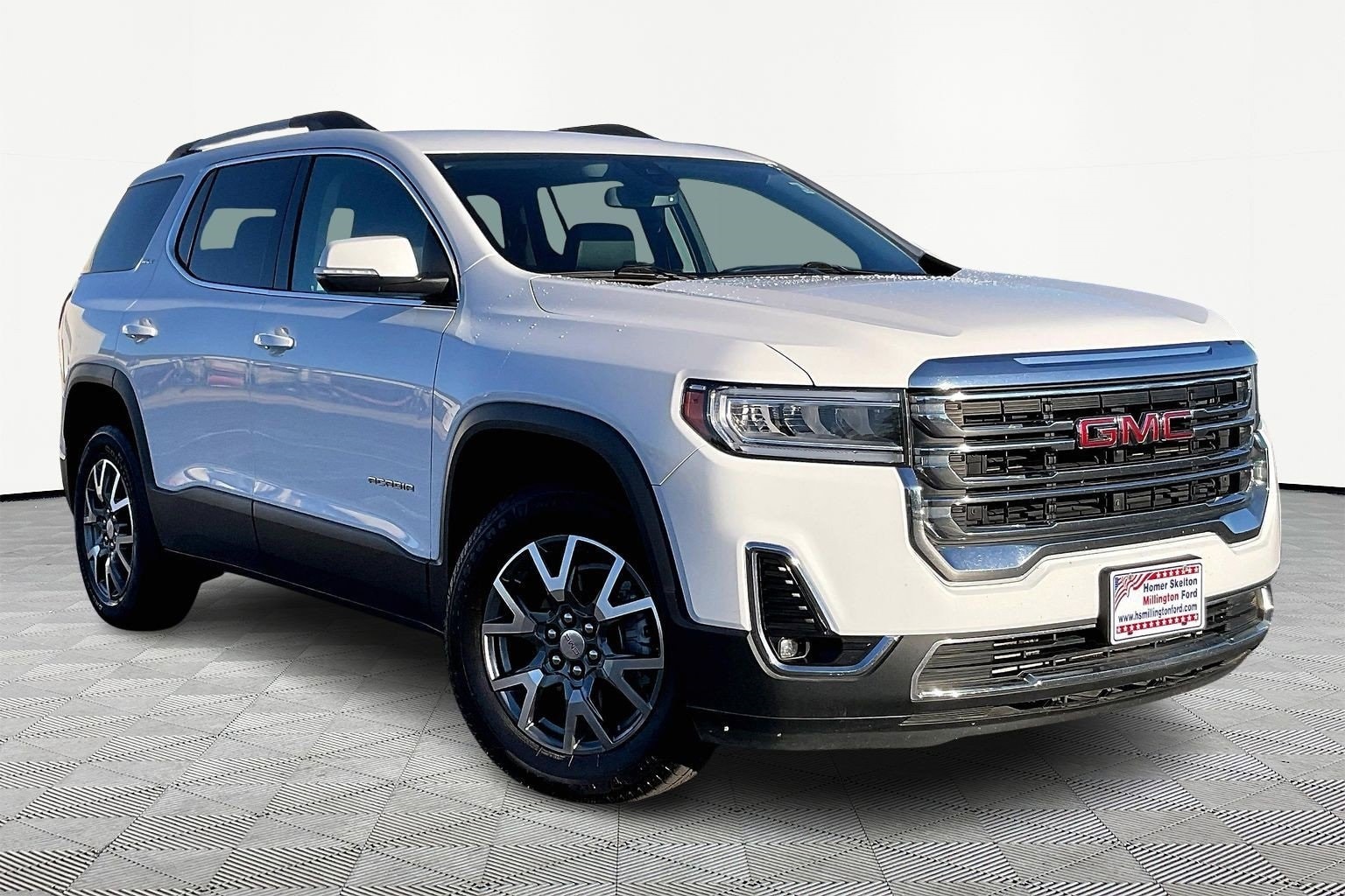 2023 GMC Acadia SLT's photo