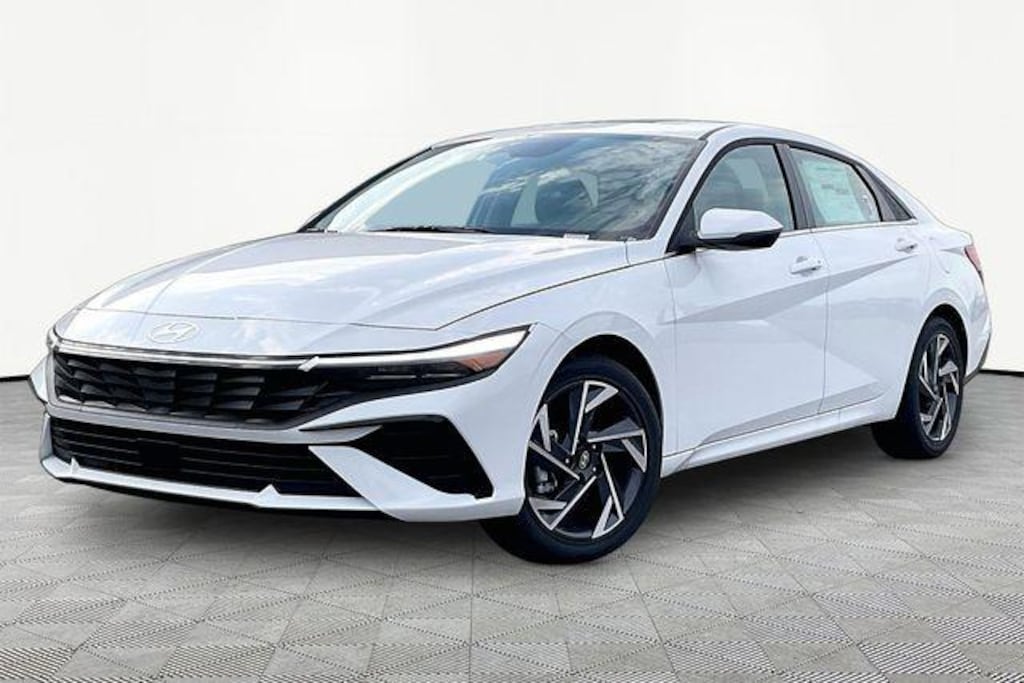 New 2026 Hyundai Elantra Limited Sedan