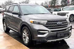 2020 Ford Explorer XLT SUV
