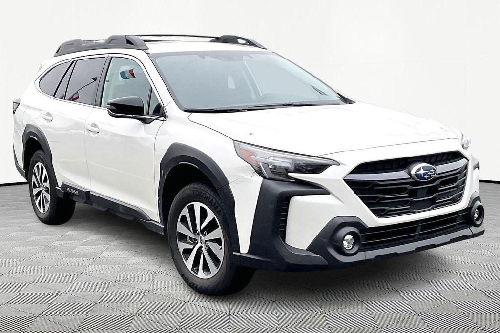 Used 2025 Subaru Outback Premium SUV