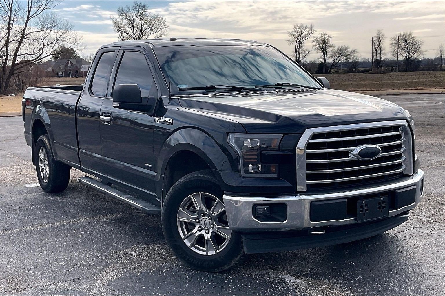 2017 Ford F-150 XLT's photo