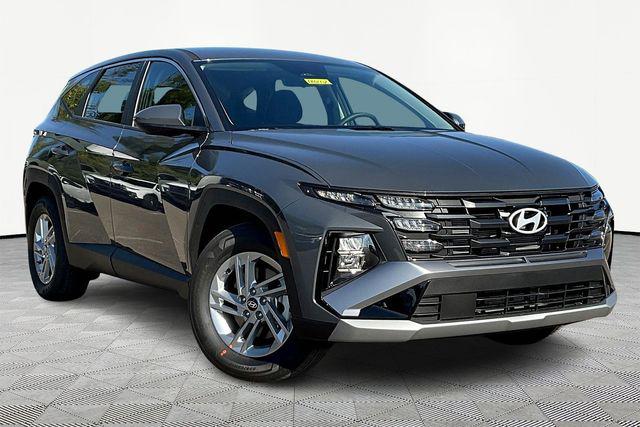 2026 Hyundai Tucson SE's photo