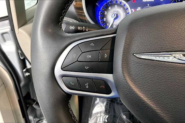 2024 Chrysler Pacifica Limited - Photo 18