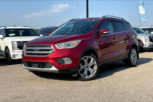 2017 Ford Escape Titanium photo 2