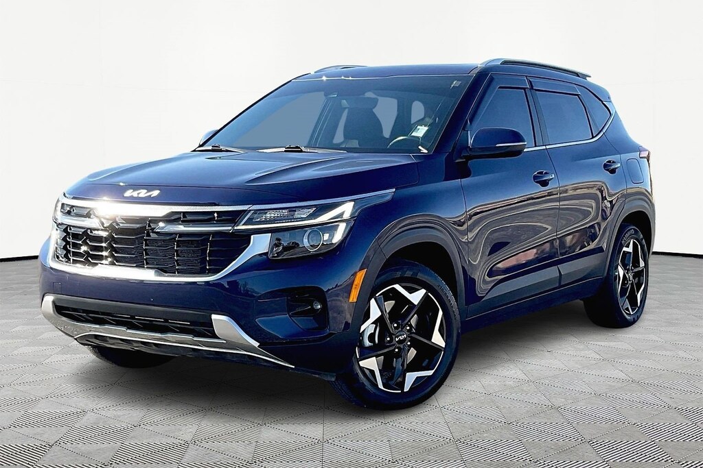 Used 2024 Kia Seltos EX SUV