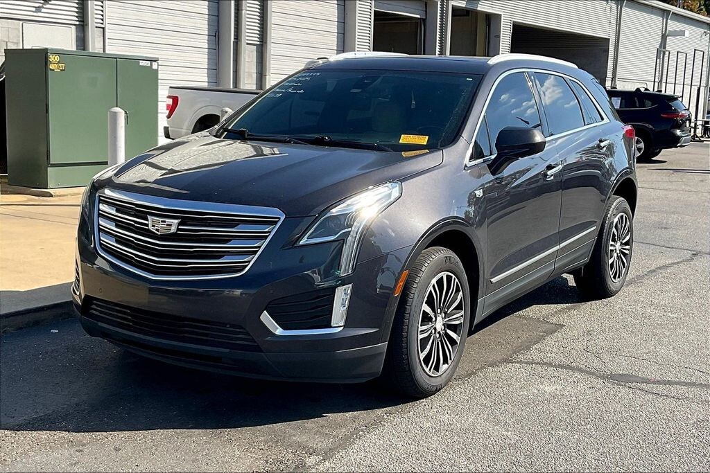 Used 2017 CADILLAC XT5 Luxury SUV