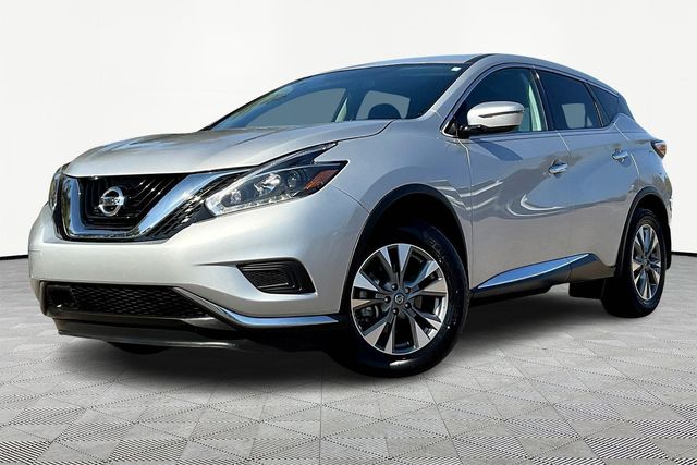 2018 Nissan Murano S photo 2