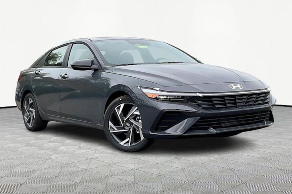 New 2025 Hyundai Elantra SEL Sport Sedan