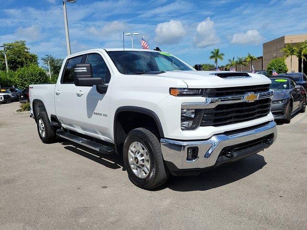 Used 2025 Chevrolet Silverado 2500HD 4WD Crew Cab Standard Bed LT 4WD Crew Cab 159 LT