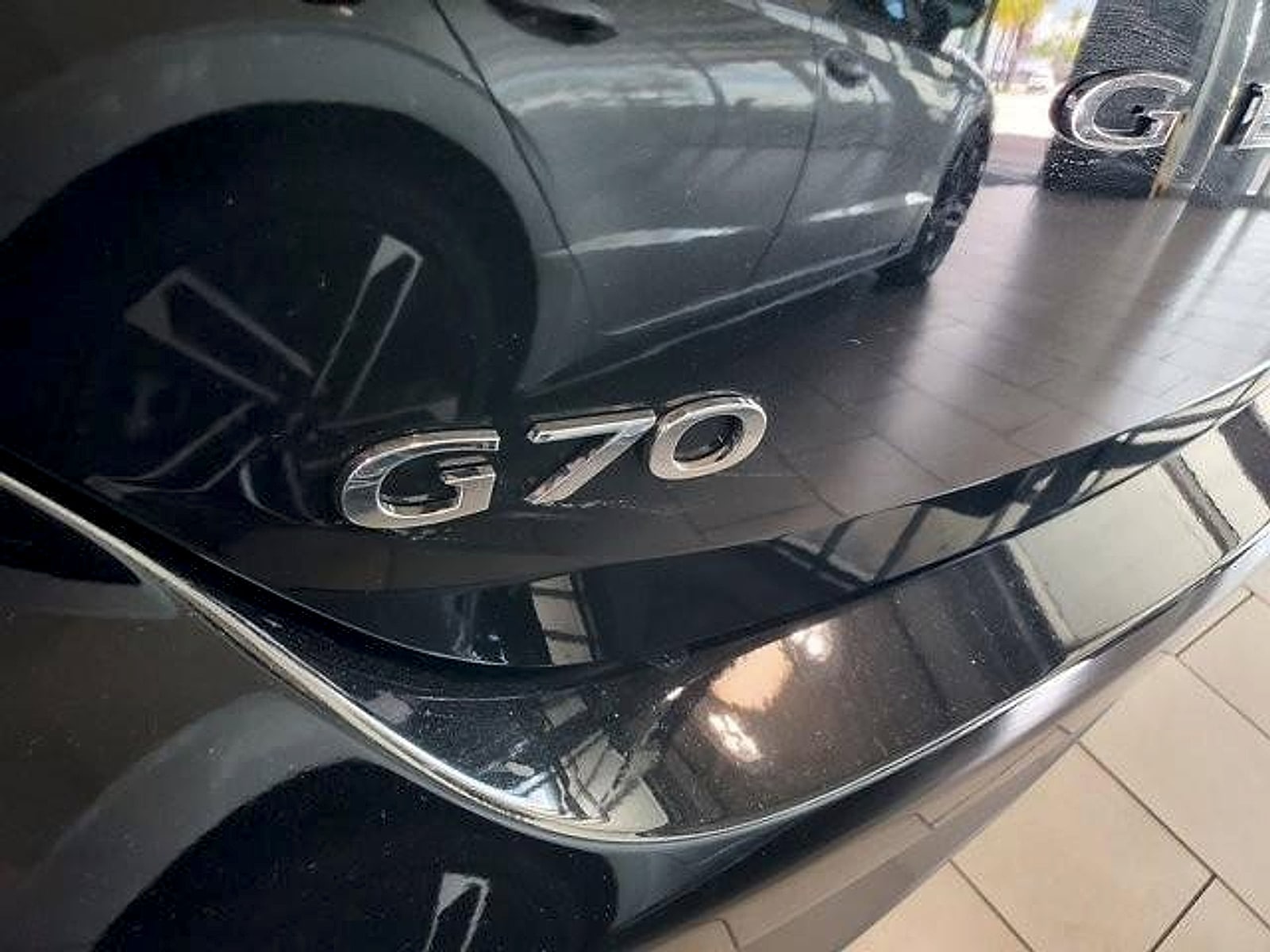 2026 GENESIS G70 Standard - Photo 6
