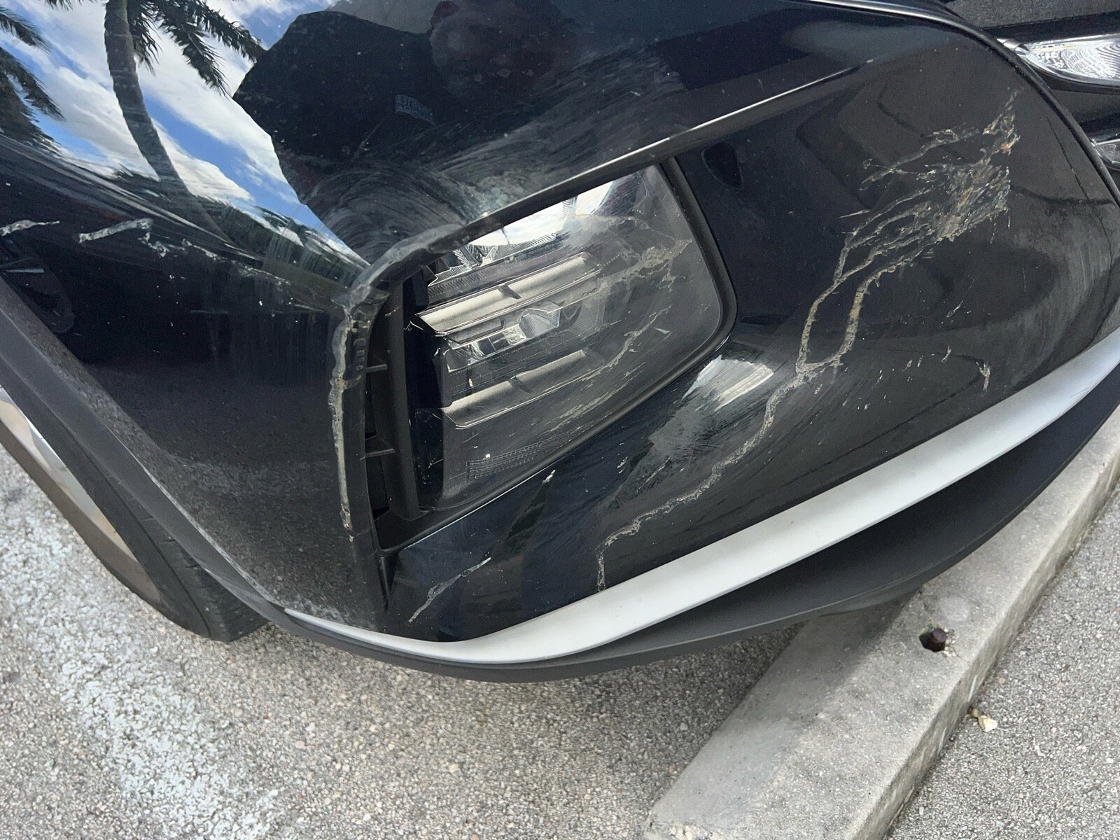 2023 Hyundai Tucson SE photo 2