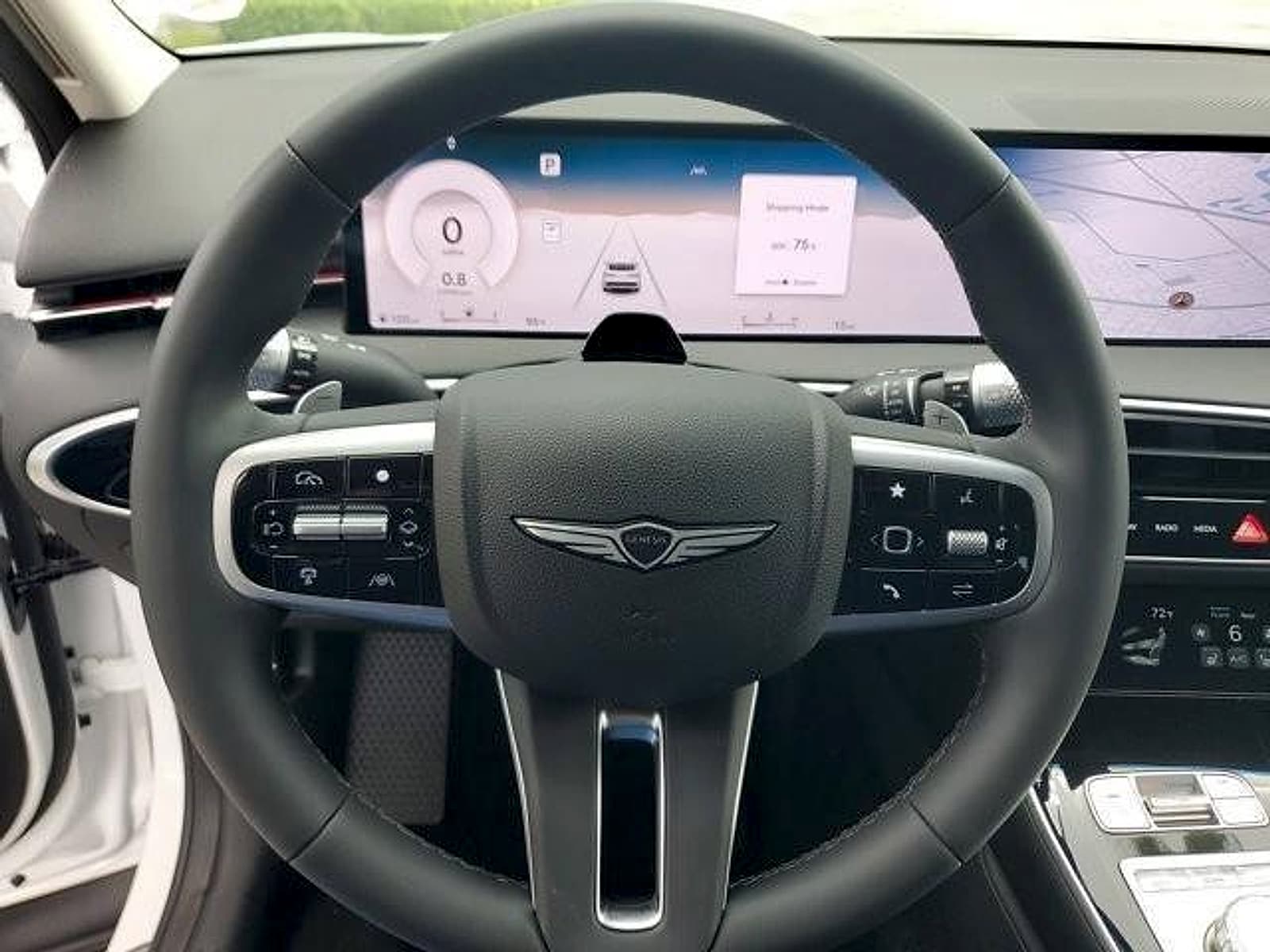 2026 GENESIS GV70 Standard - Photo 10