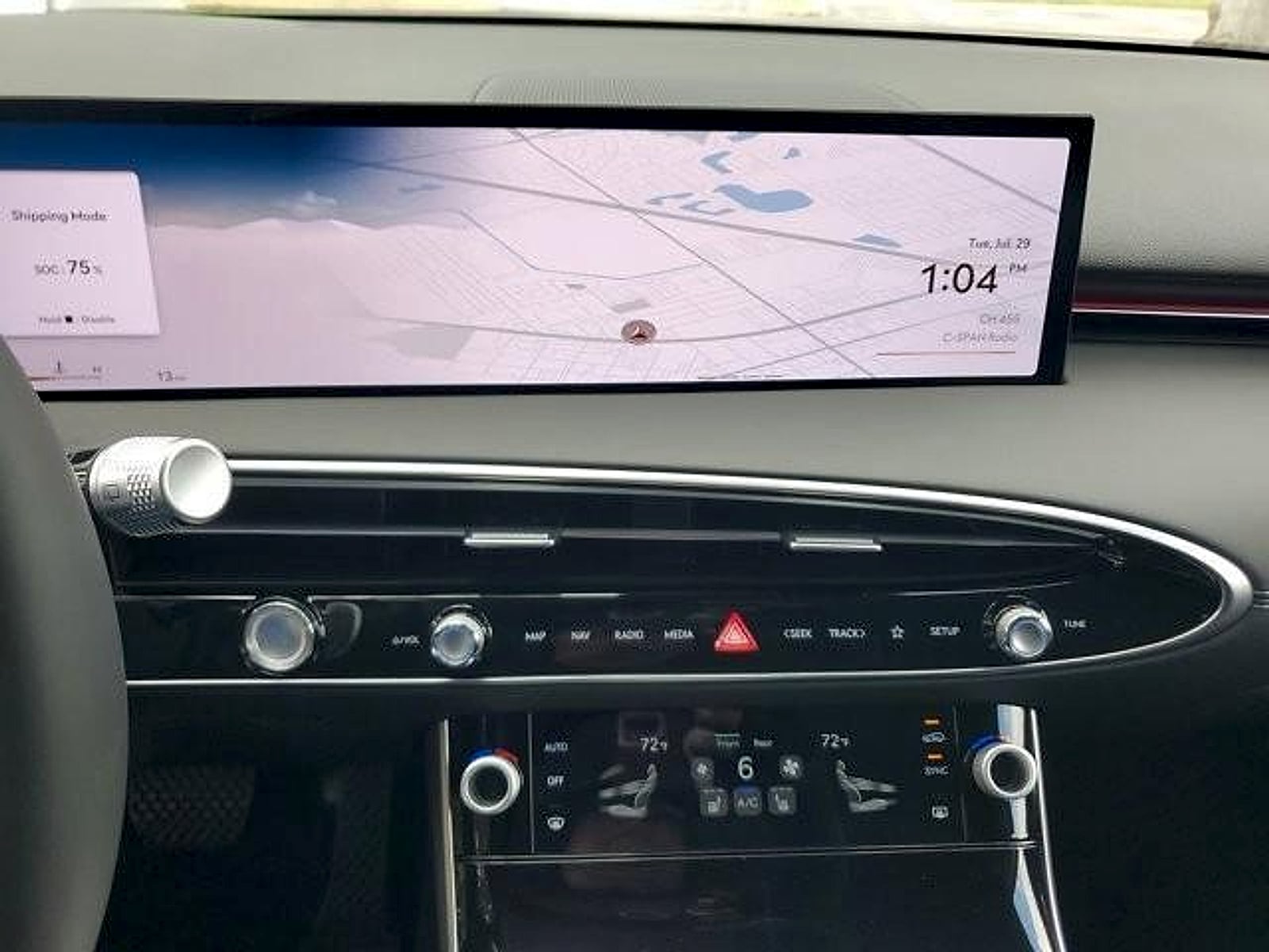 2026 GENESIS GV70 Standard - Photo 11