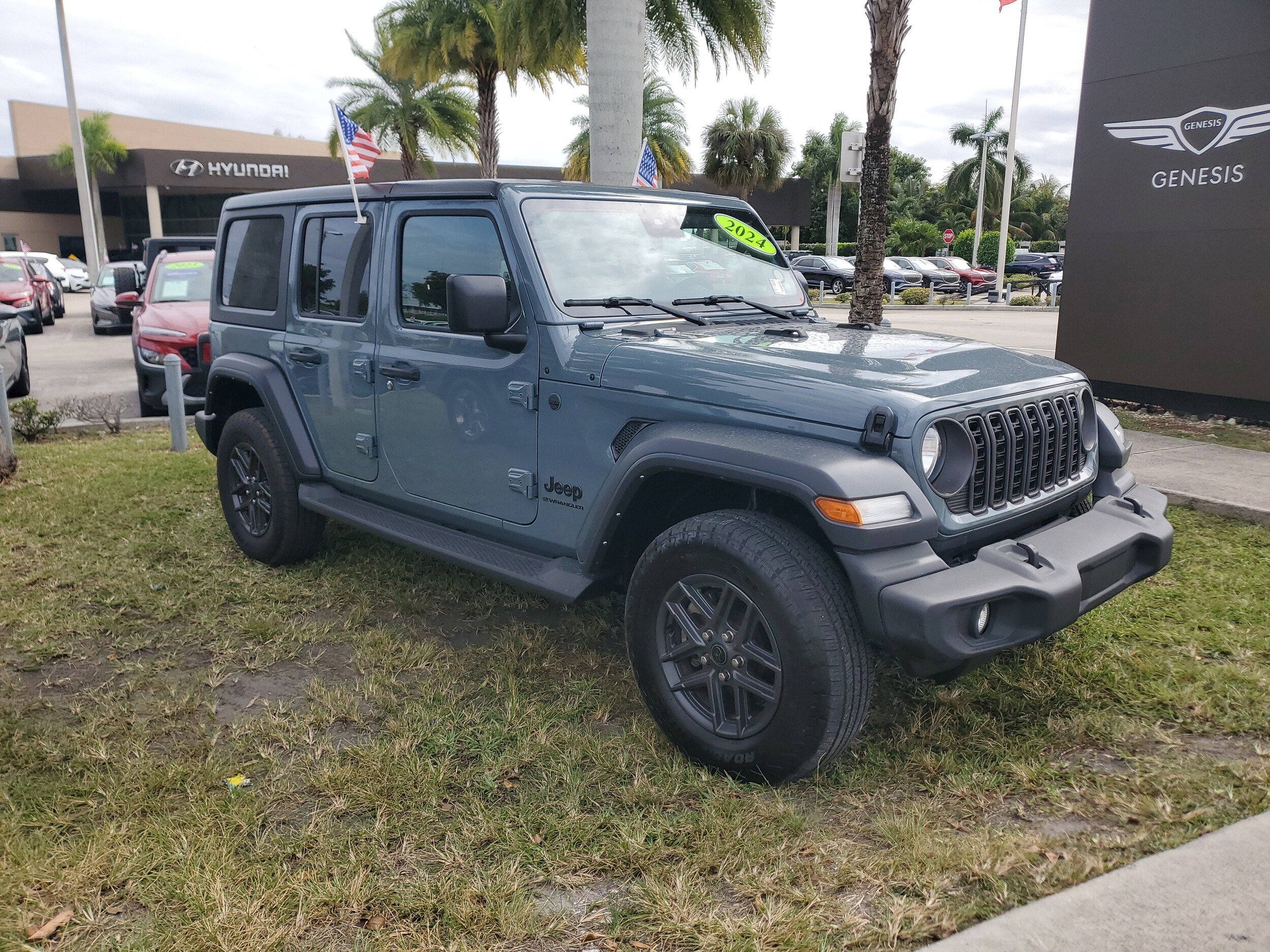 2024 Jeep Wrangler Sport S photo 3
