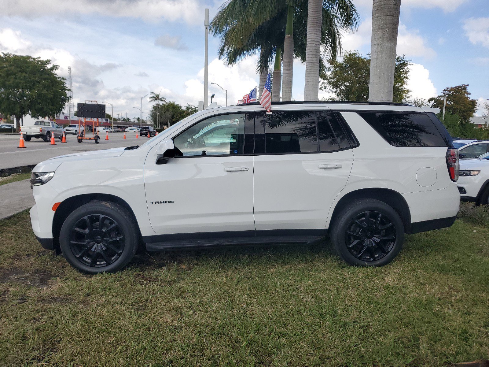 2022 Chevrolet Tahoe RST photo 4