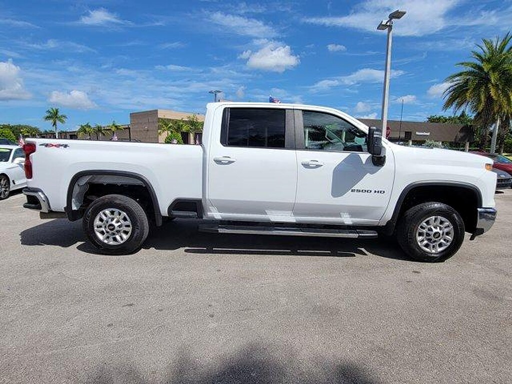Used 2025 Chevrolet Silverado 2500HD 4WD Crew Cab Standard Bed LT 4WD Crew Cab 159 LT