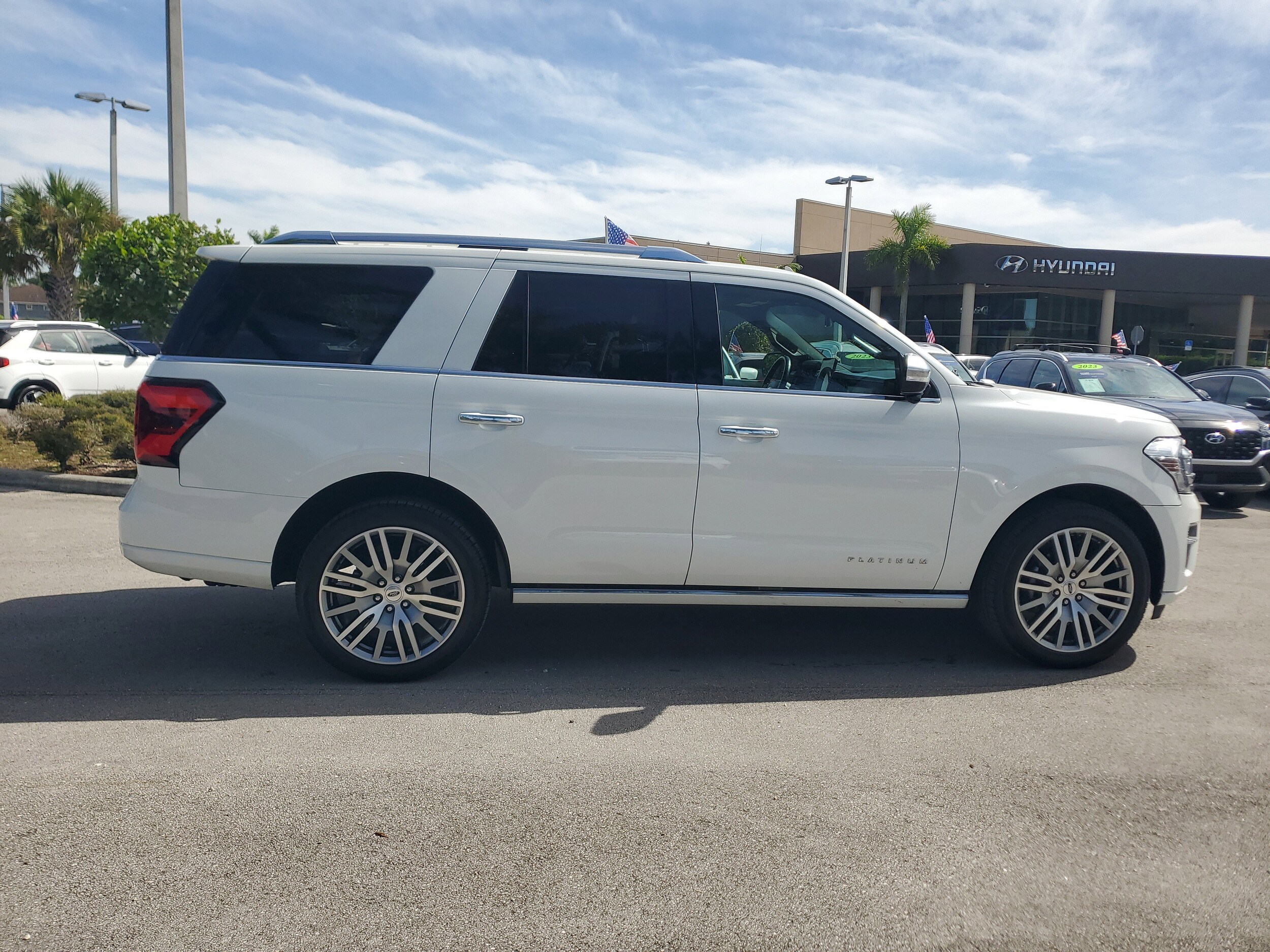 2023 Ford Expedition Platinum photo 4