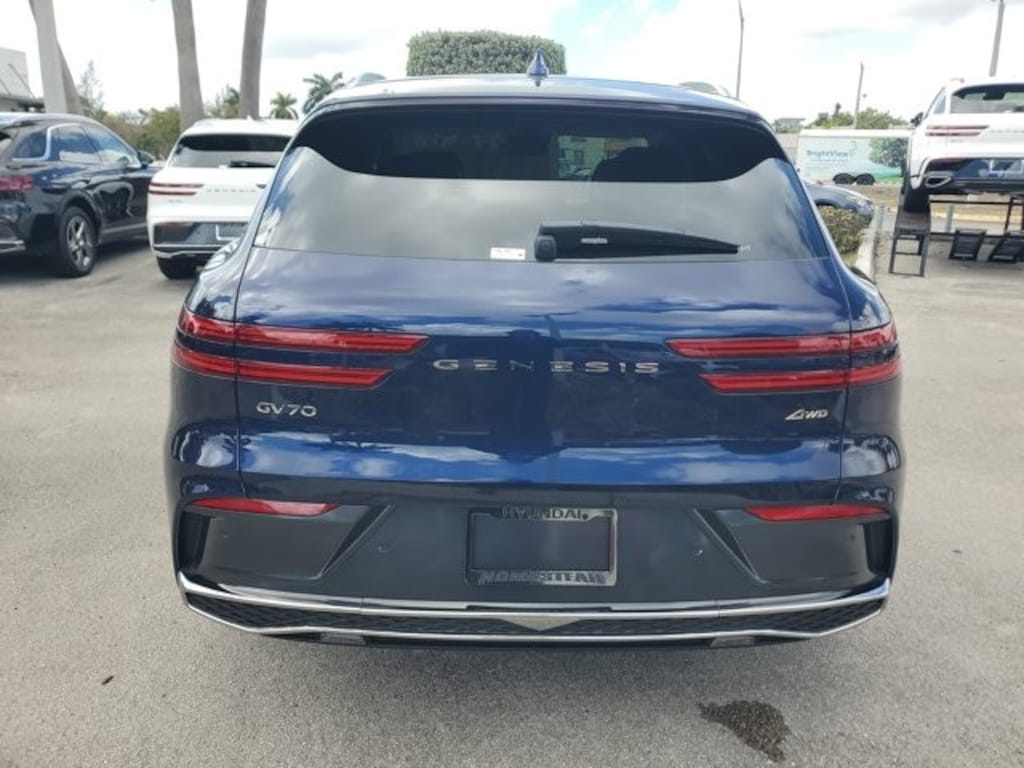 New 2026 Genesis GV70 2.5T Select SUV