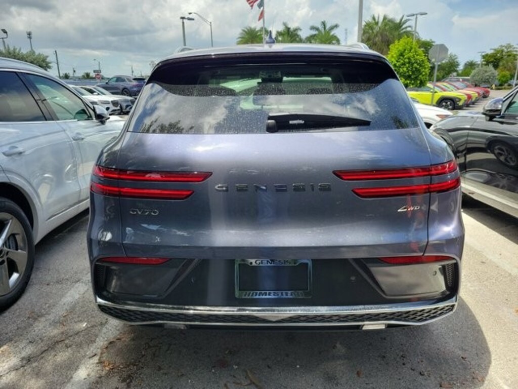 New 2026 Genesis GV70 2.5T Advanced SUV