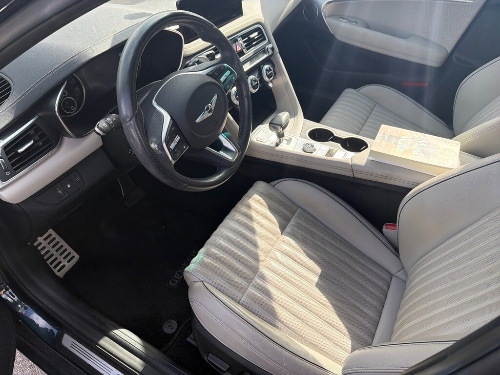 Used 2023 Genesis G70 2.0T 2.0T RWD