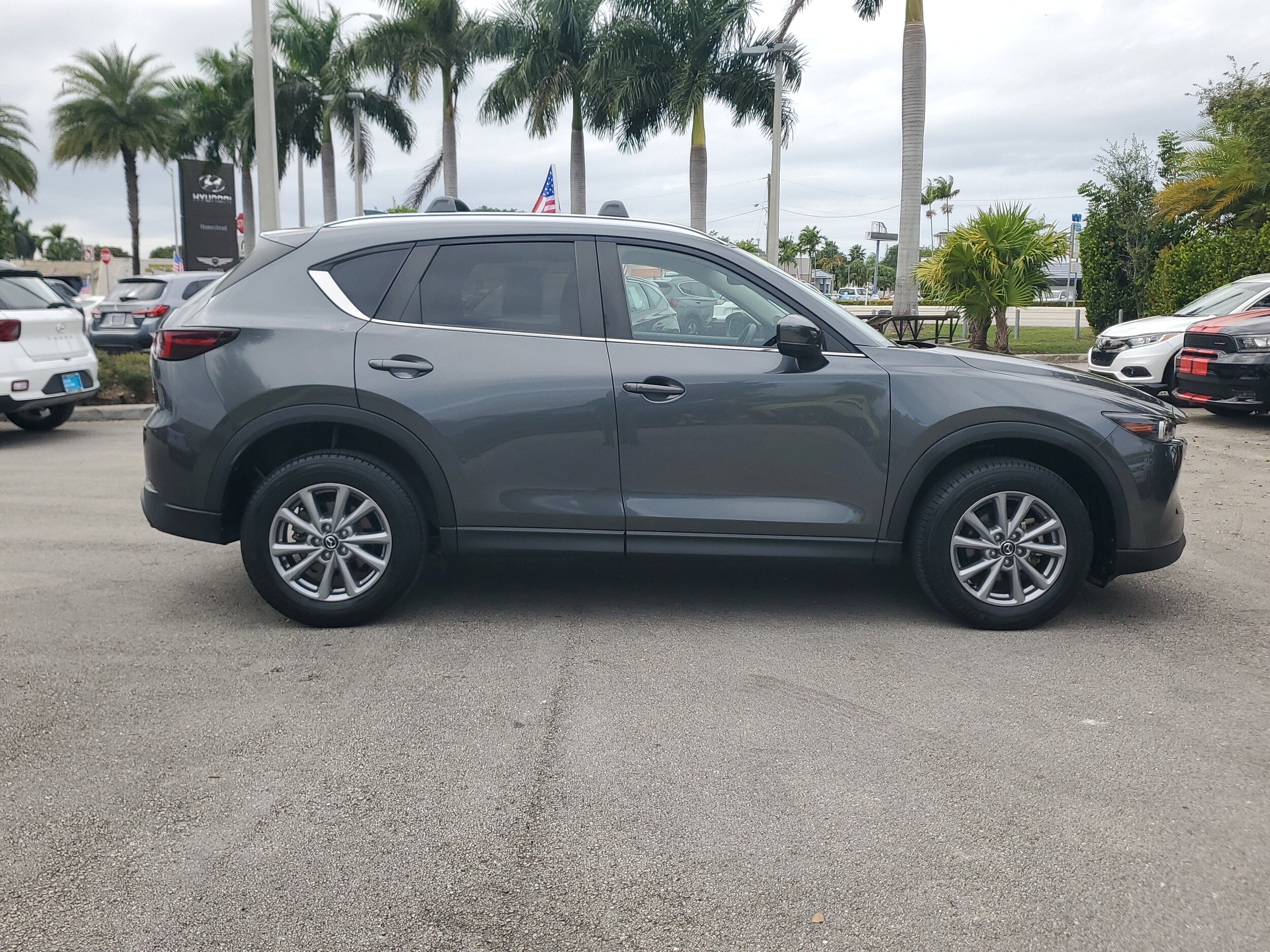 2023 Mazda CX-5 2.5 S Preferred photo 3