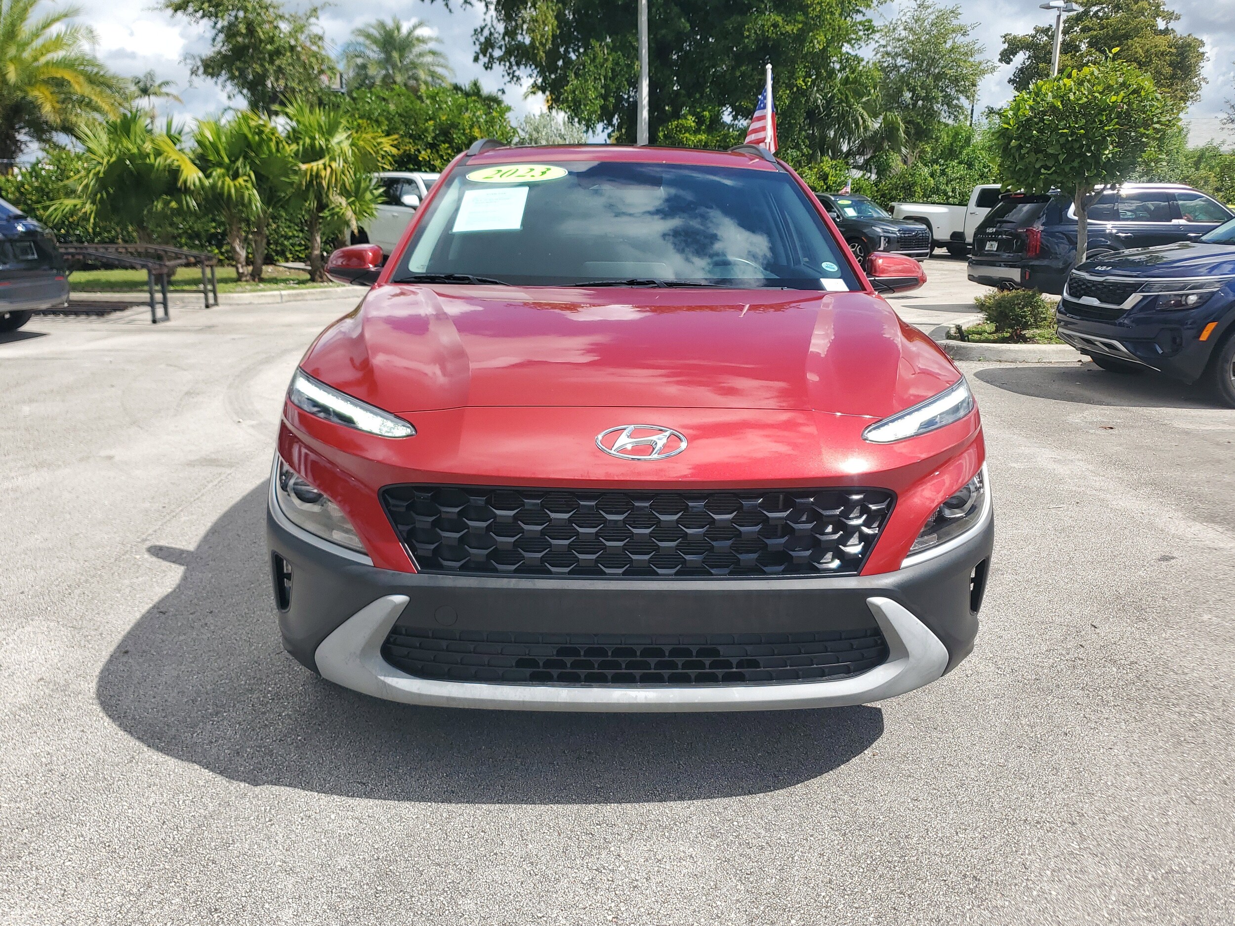 2023 Hyundai Kona SEL photo 2