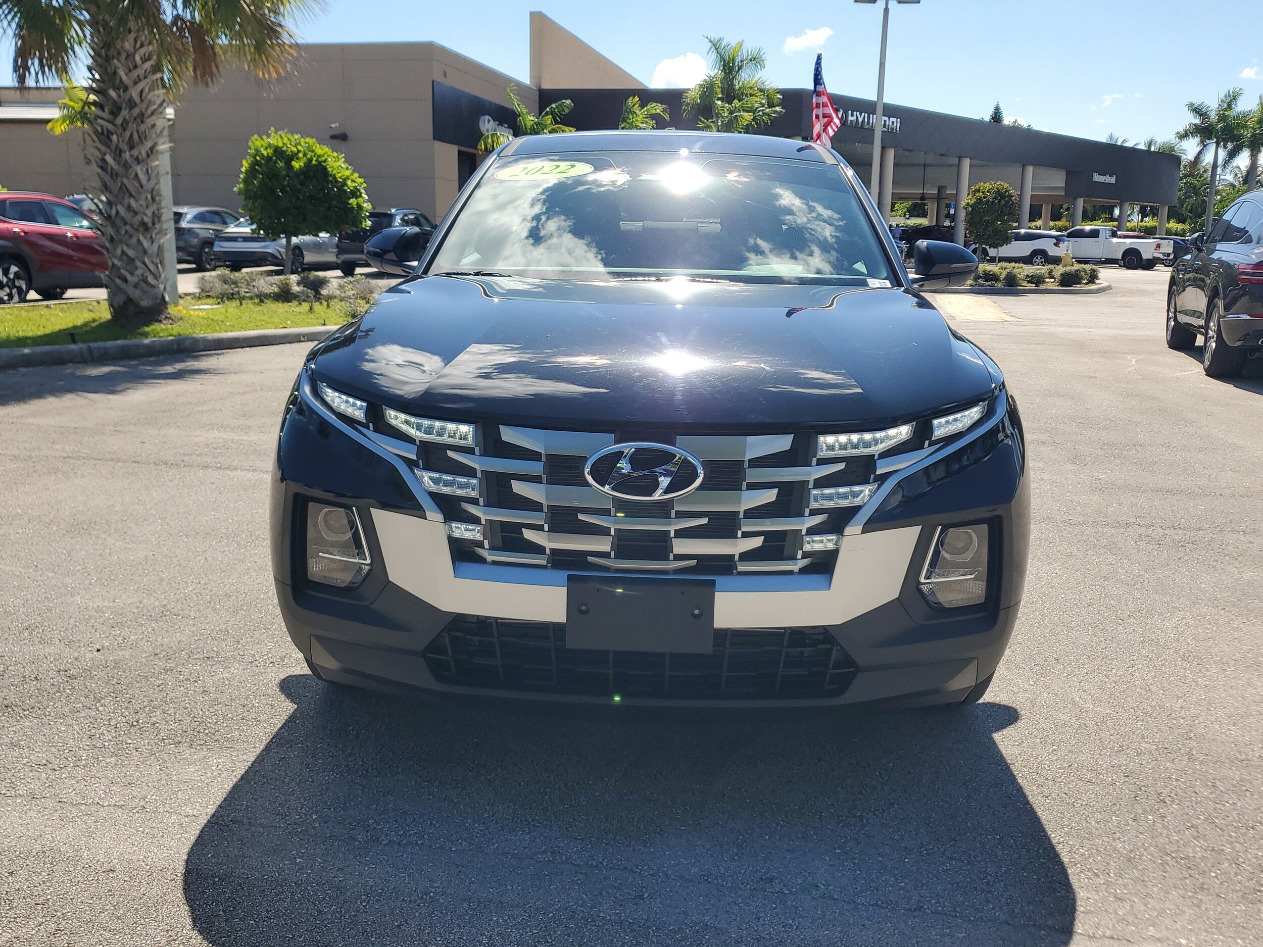 2022 Hyundai Santa Cruz SEL photo 2