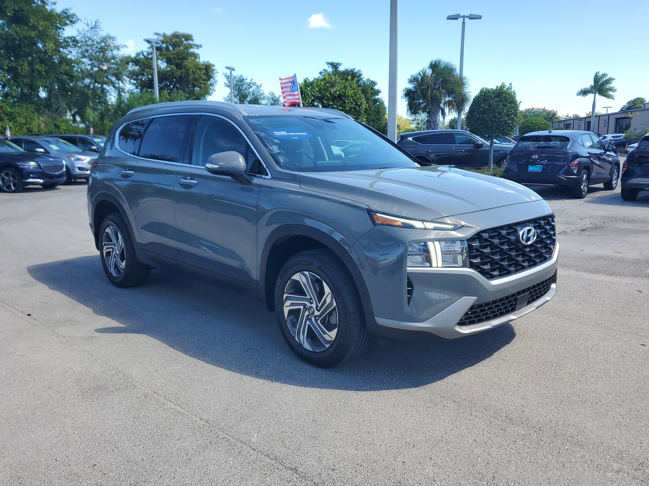 2023 Hyundai Santa Fe SEL photo 3