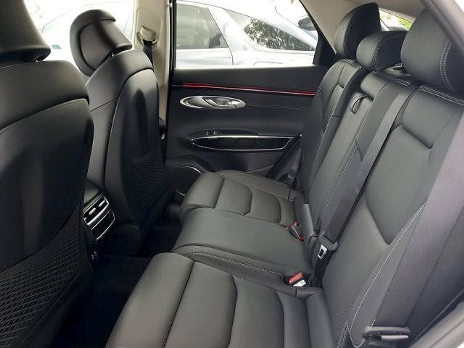 2026 GENESIS GV70 Standard - Photo 9