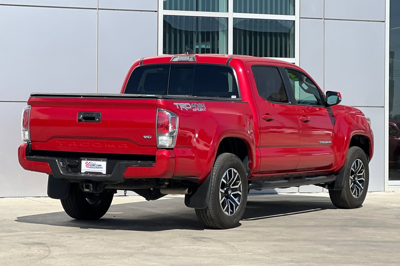2023 Toyota Tacoma TRD Sport V6 4x4 photo 3