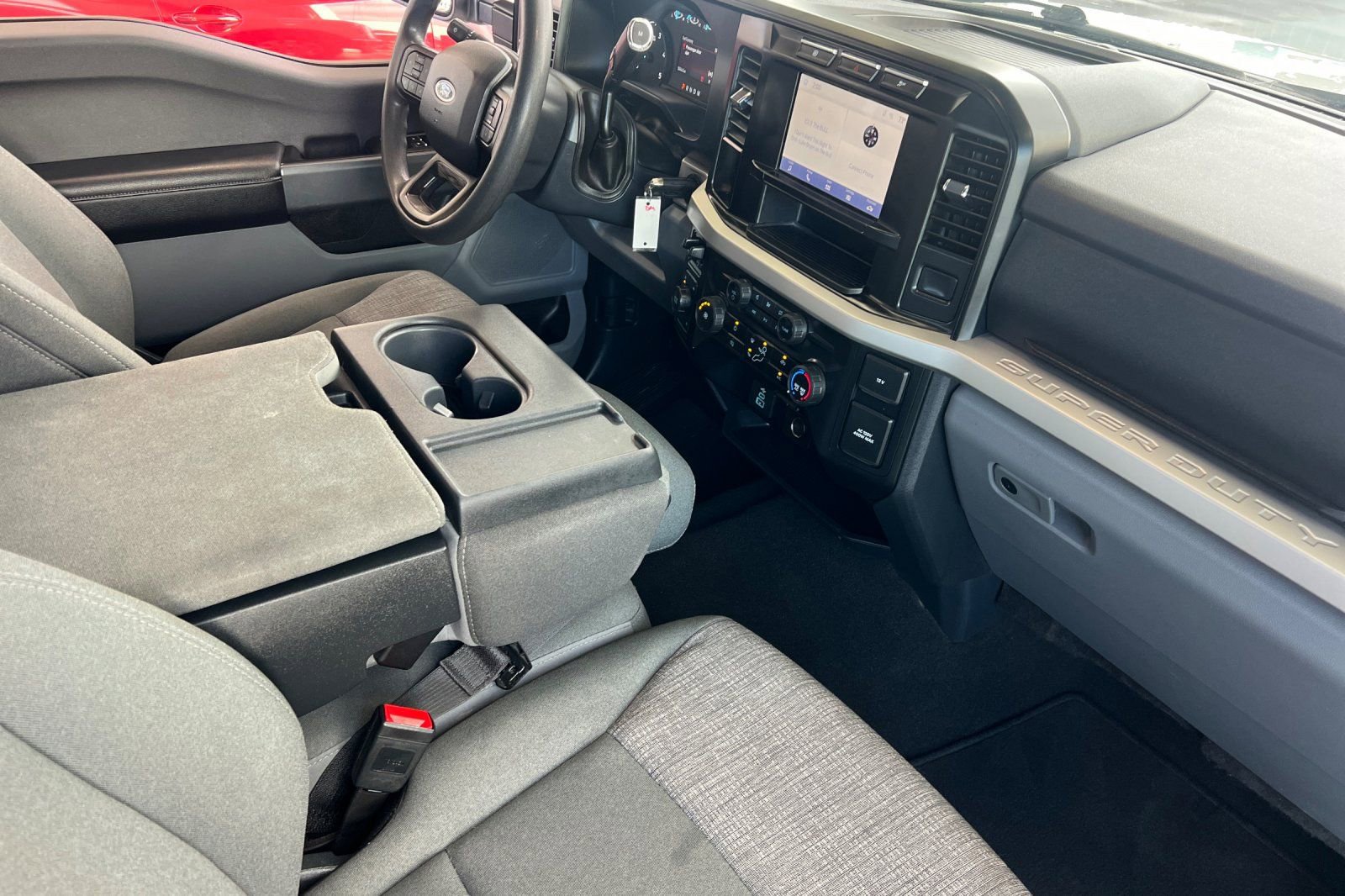 2024 Ford F-250 Super Duty XLT - Photo 12