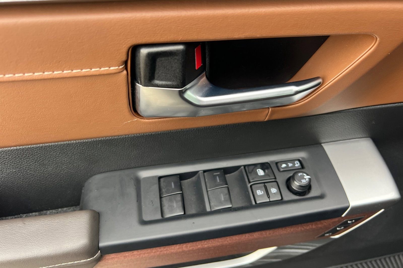 2025 Toyota Tundra 1794 Edition - Photo 8