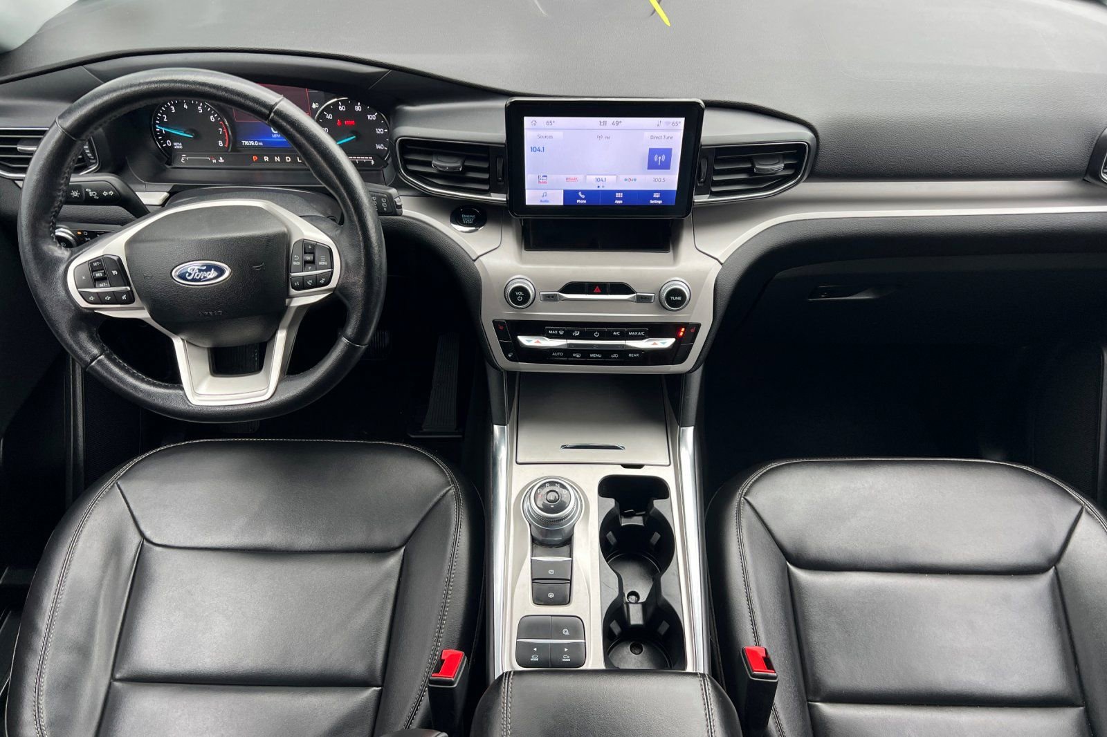 2023 Ford Explorer XLT - Photo 10