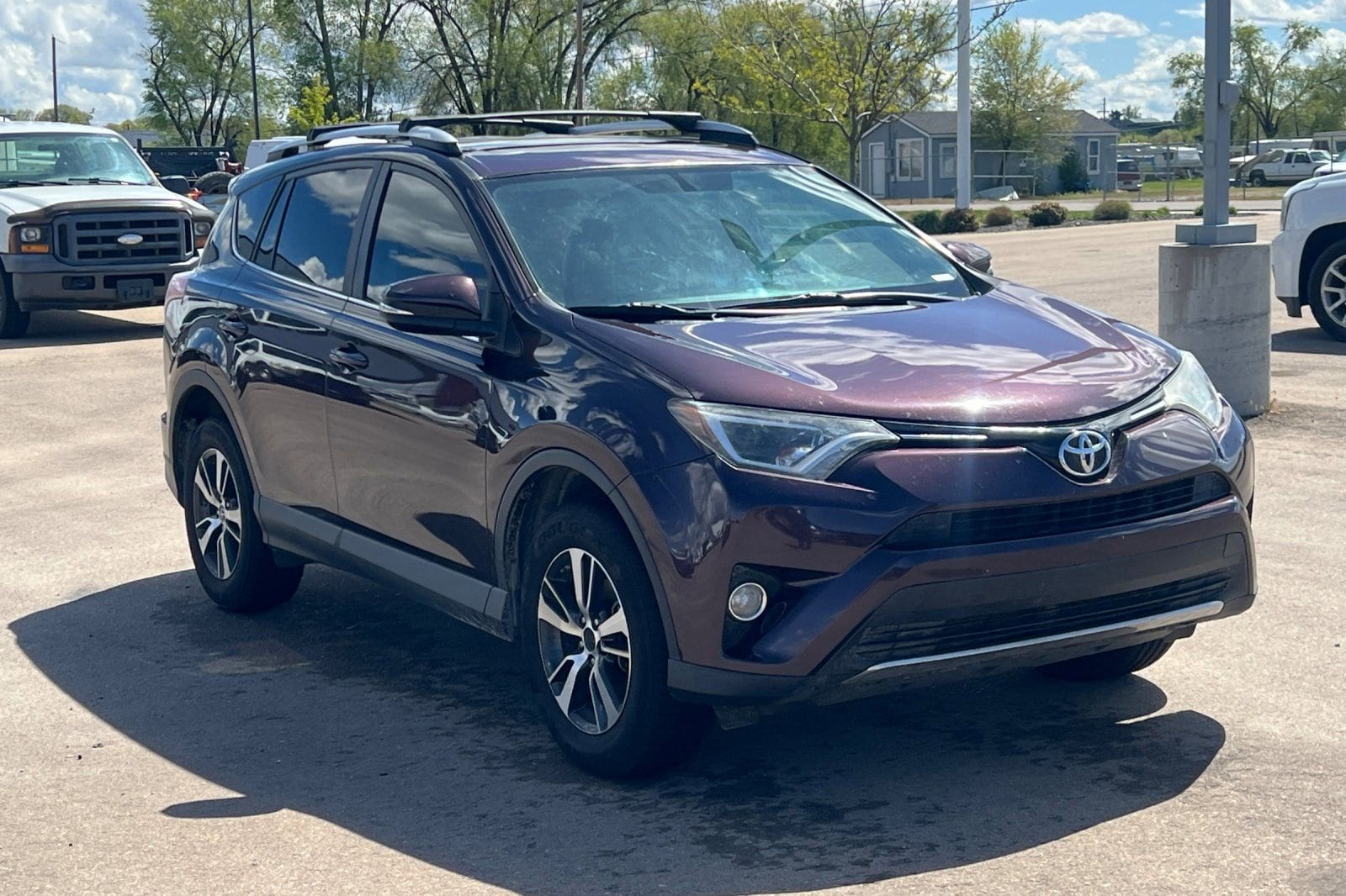Used 2016 Toyota RAV4 XLE with VIN 2T3WFREV0GW243864 for sale in Ontario, OR