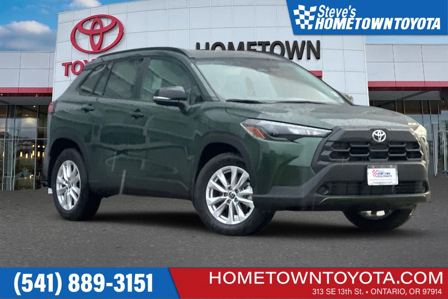 2026 Toyota Corolla Cross LE's photo