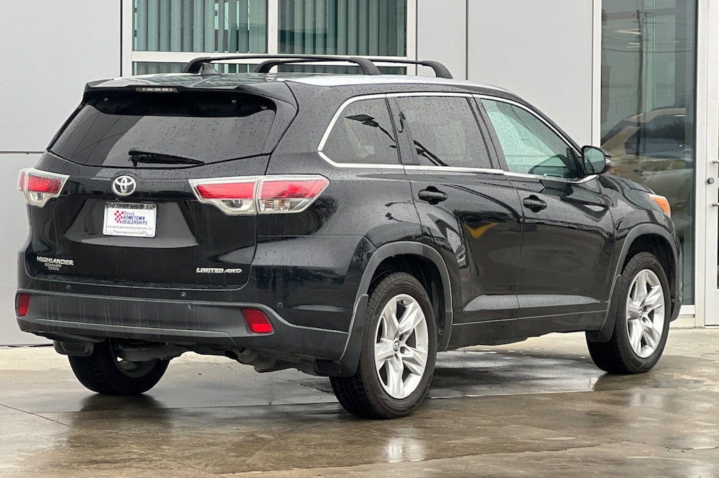 Used 2016 Toyota Highlander Limited V6 SUV