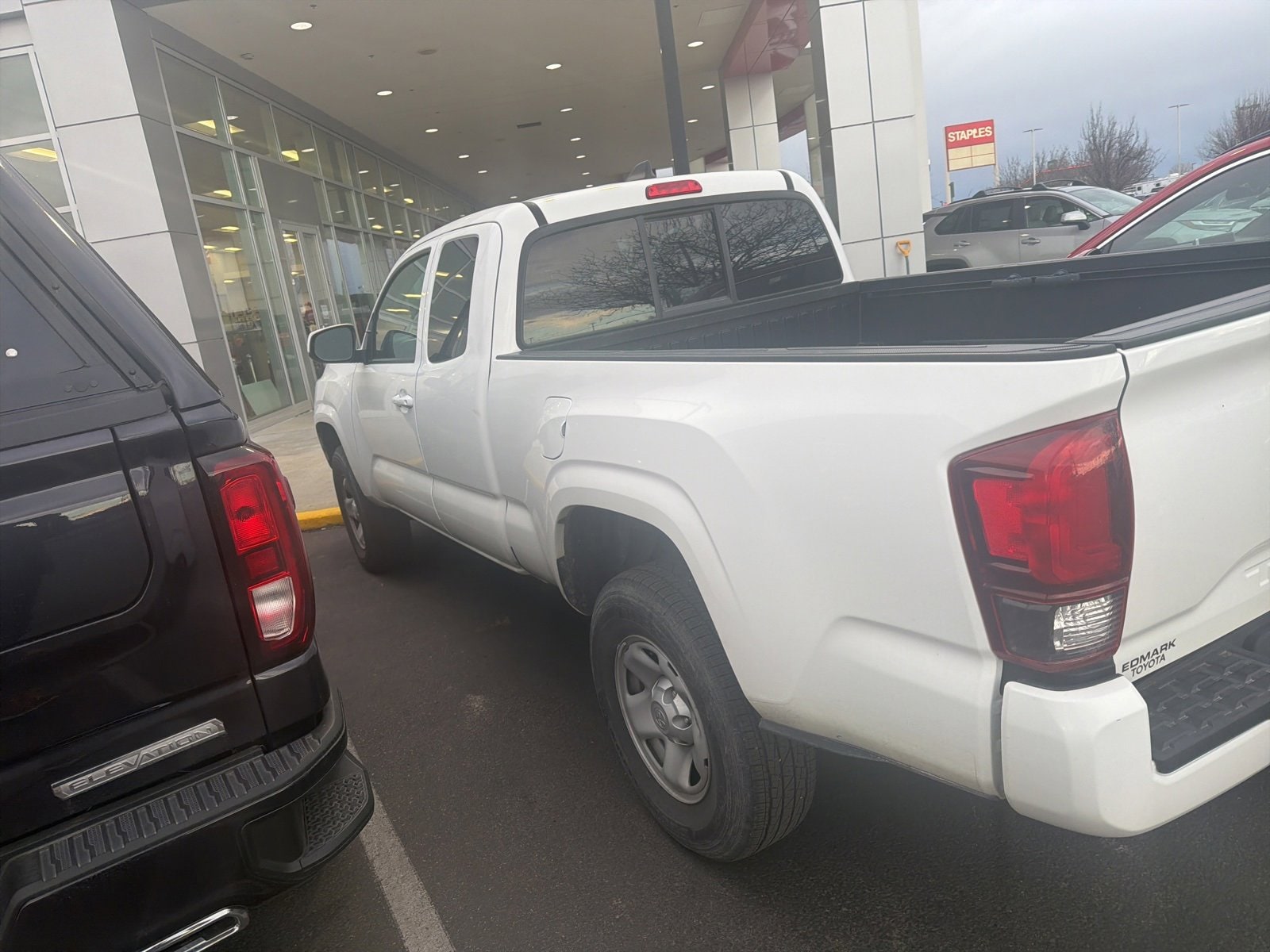 2023 Toyota Tacoma SR's photo