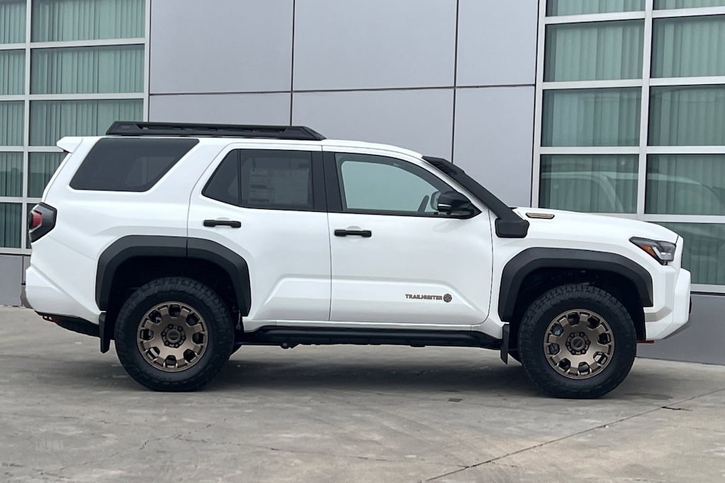 New 2026 Toyota 4Runner i-FORCE MAX Trailhunter SUV