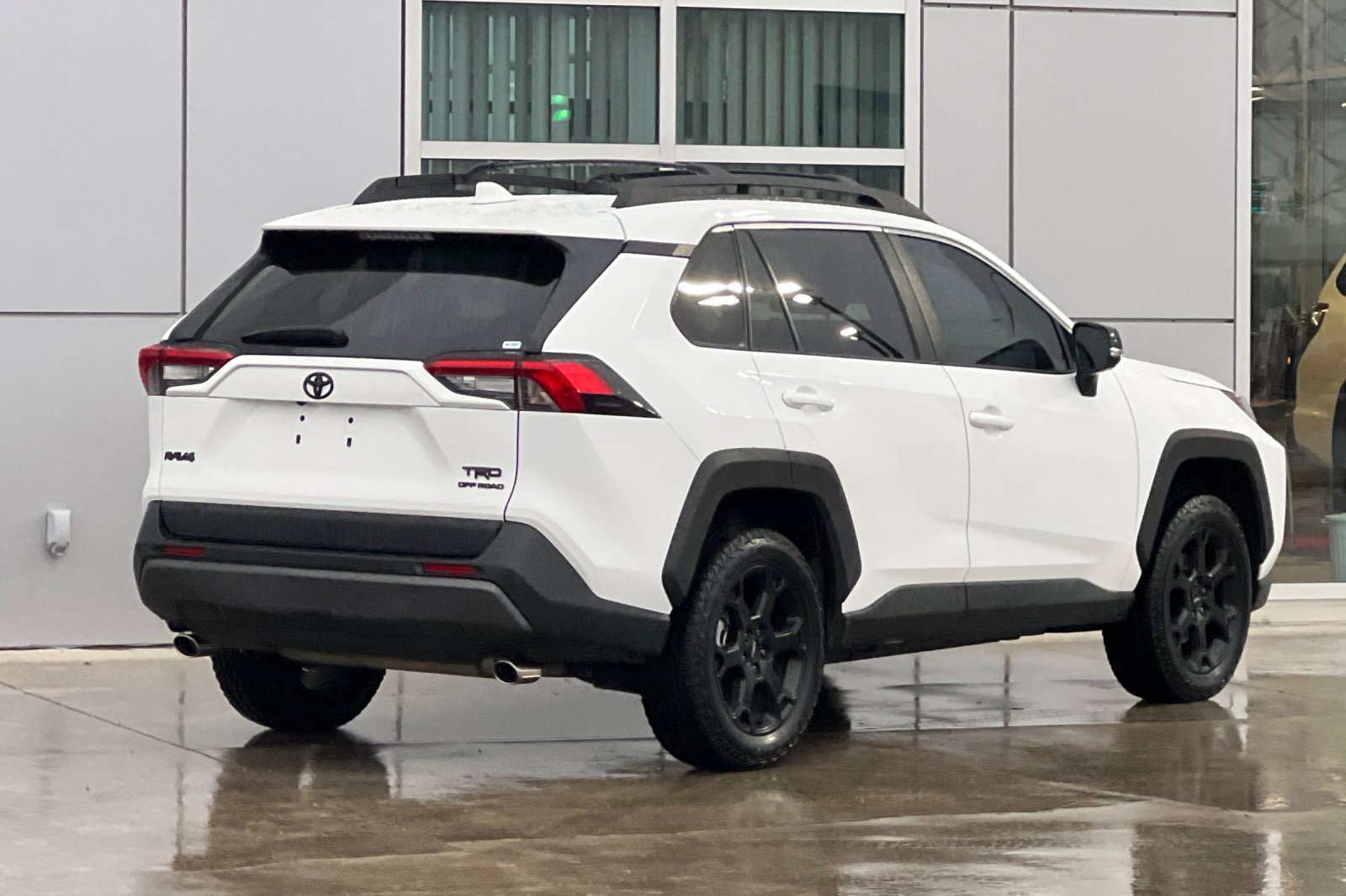 2022 Toyota RAV4 TRD photo 2